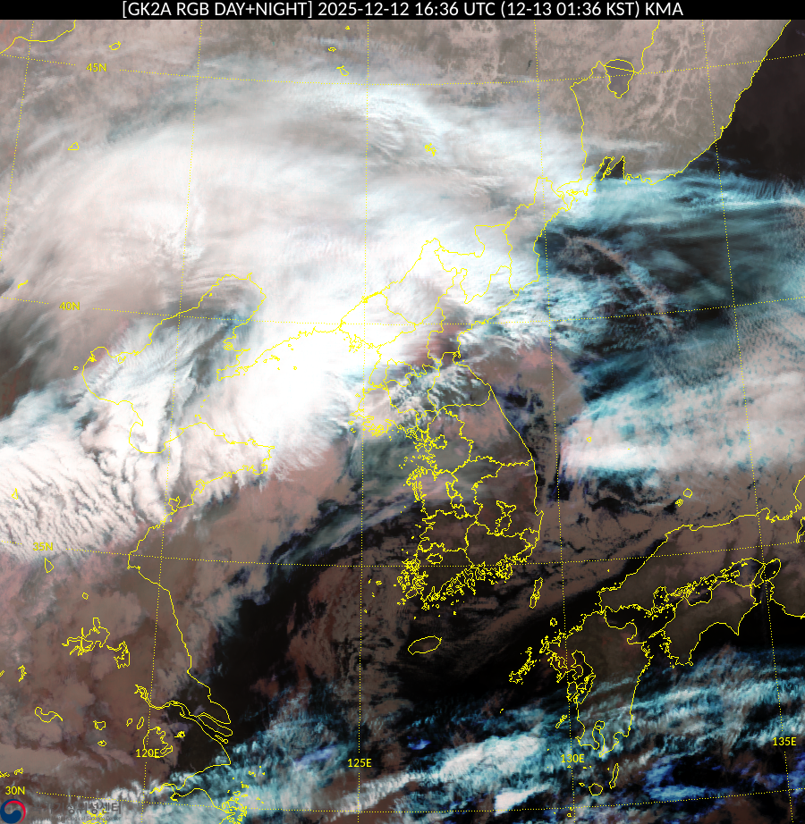 Satellite : 202512121636